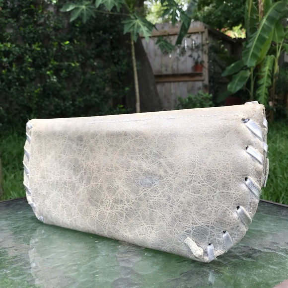 Handmade Leather Clutch - Picture 8 of 9